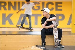 成人滑板打扮视频大全